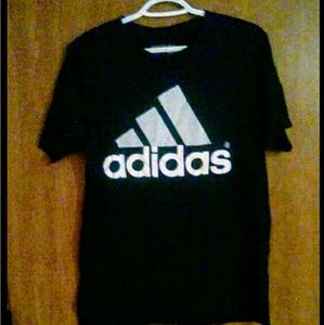 Practically NEW Men's Adidas Size Medium T-Shirt